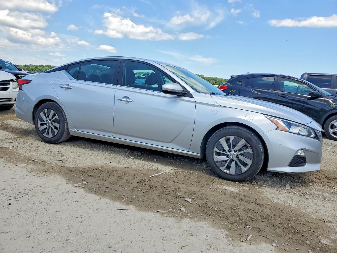 2020 NISSAN ALTIMA S — снимка 4