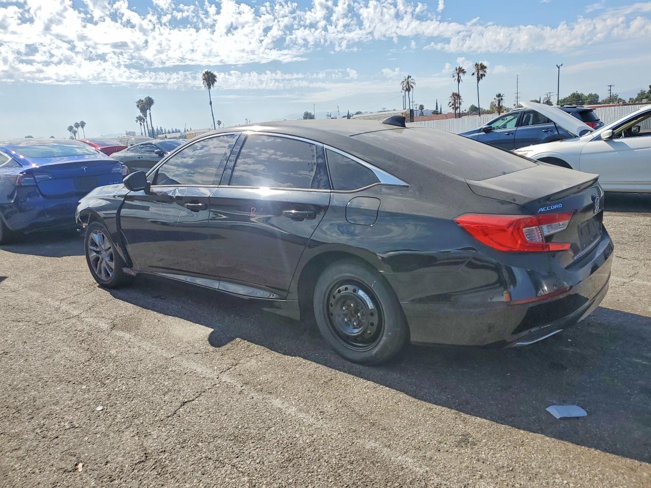 2020 HONDA ACCORD LX — снимка 2