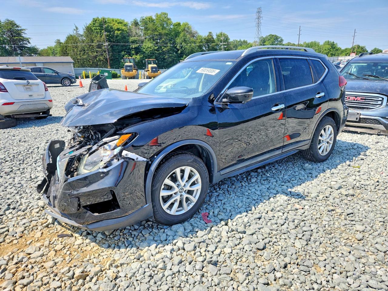 2018 NISSAN ROGUE SV