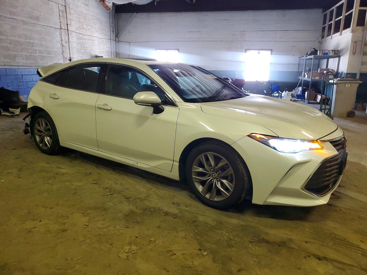 2021 TOYOTA AVALON XLE — снимка 4