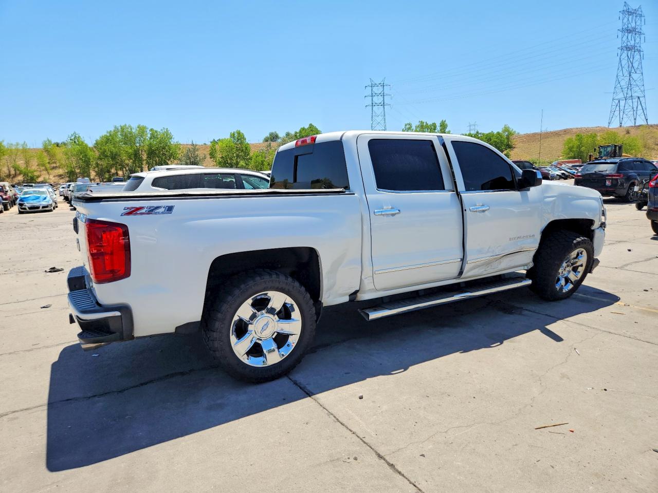 2017 CHEVROLET SILVERADO K1500 LTZ — снимка 3