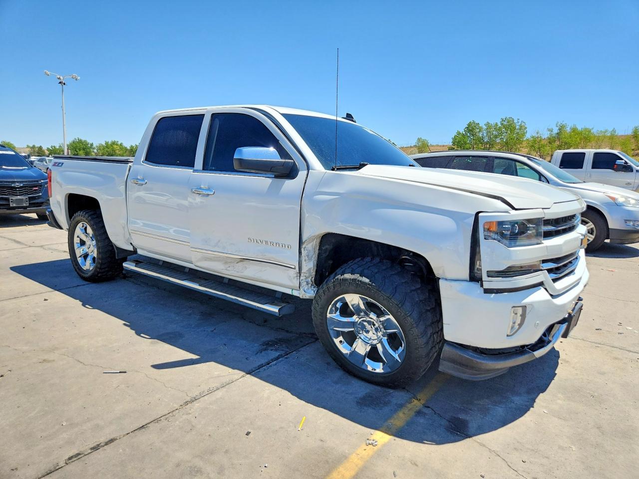 2017 CHEVROLET SILVERADO K1500 LTZ — снимка 4