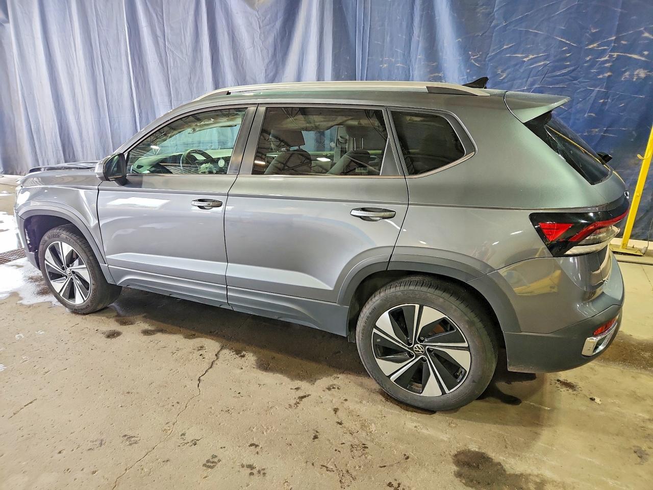 2025 VOLKSWAGEN TAOS SE — снимка 2