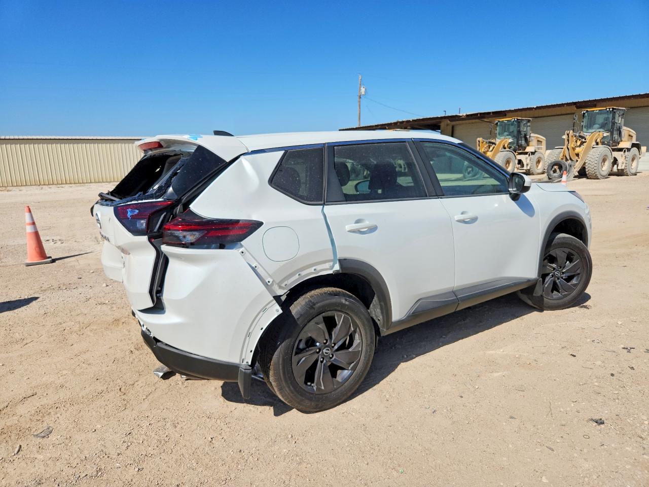 2026 NISSAN ROGUE SV — снимка 3