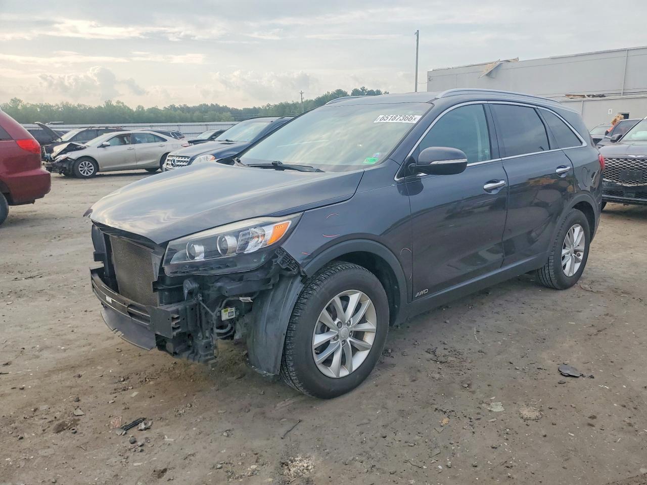 2017 KIA SORENTO LX