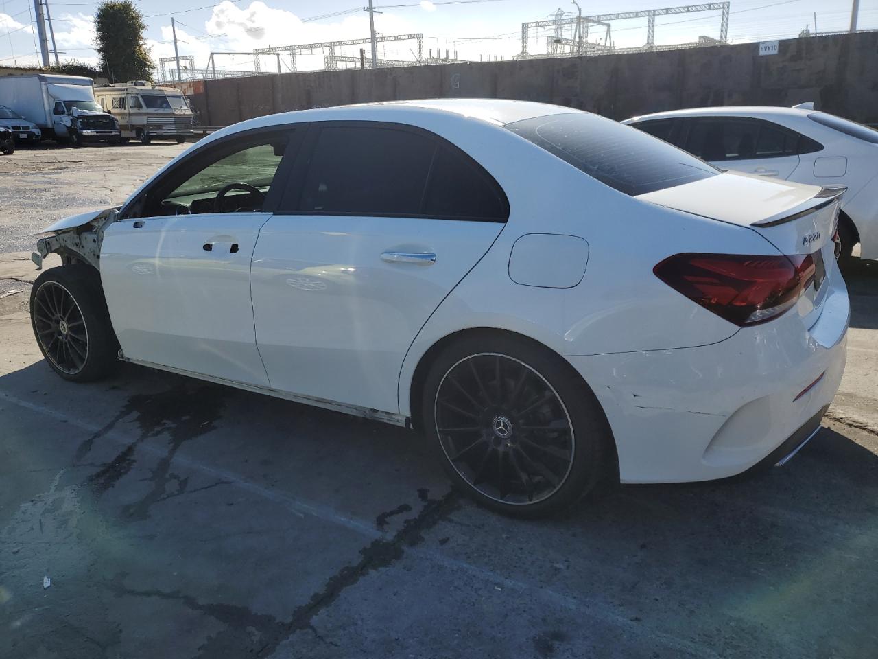 2019 MERCEDES-BENZ A 220 — снимка 2