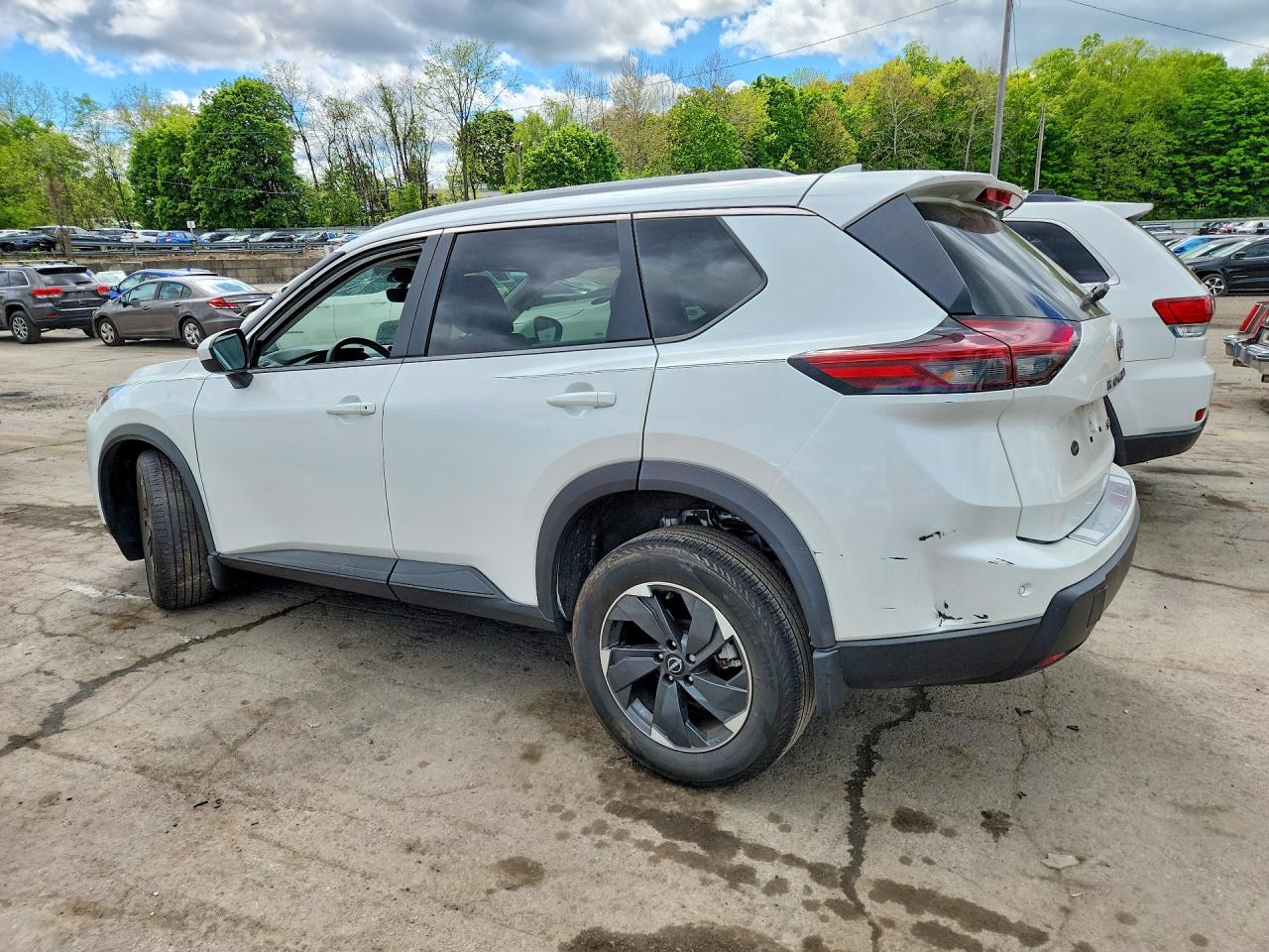 2024 NISSAN ROGUE SV — снимка 2