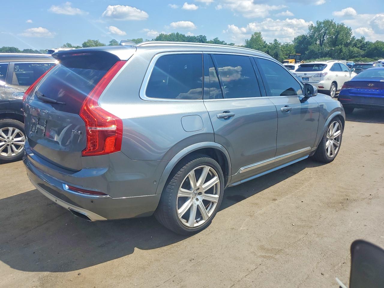 2017 VOLVO XC90 T6 — снимка 3