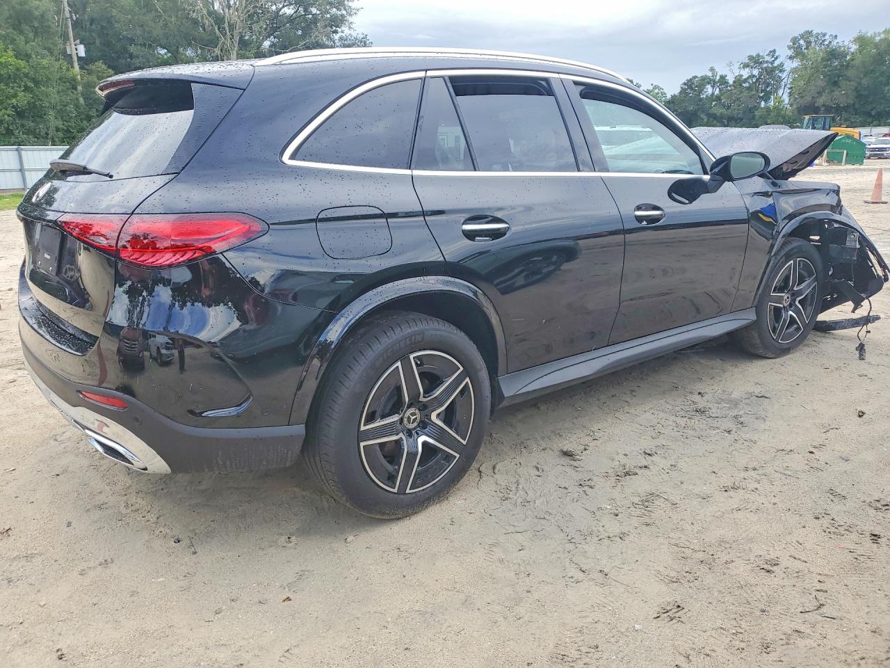 2026 MERCEDES-BENZ GLC 300 — снимка 3