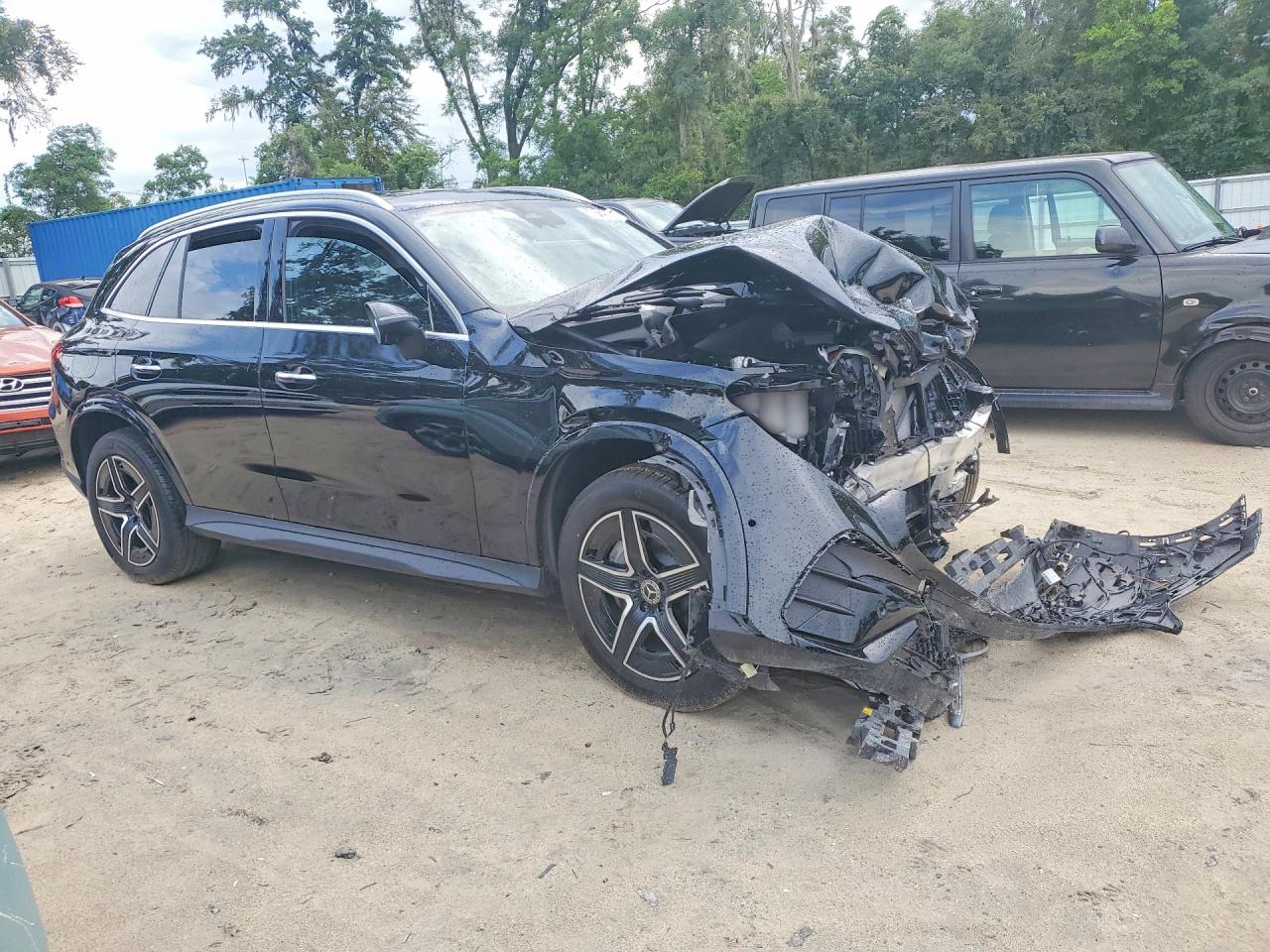 2026 MERCEDES-BENZ GLC 300 — снимка 4