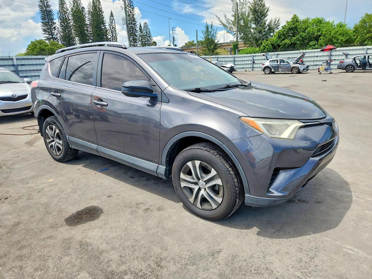 2018 TOYOTA RAV4 LE — снимка 4