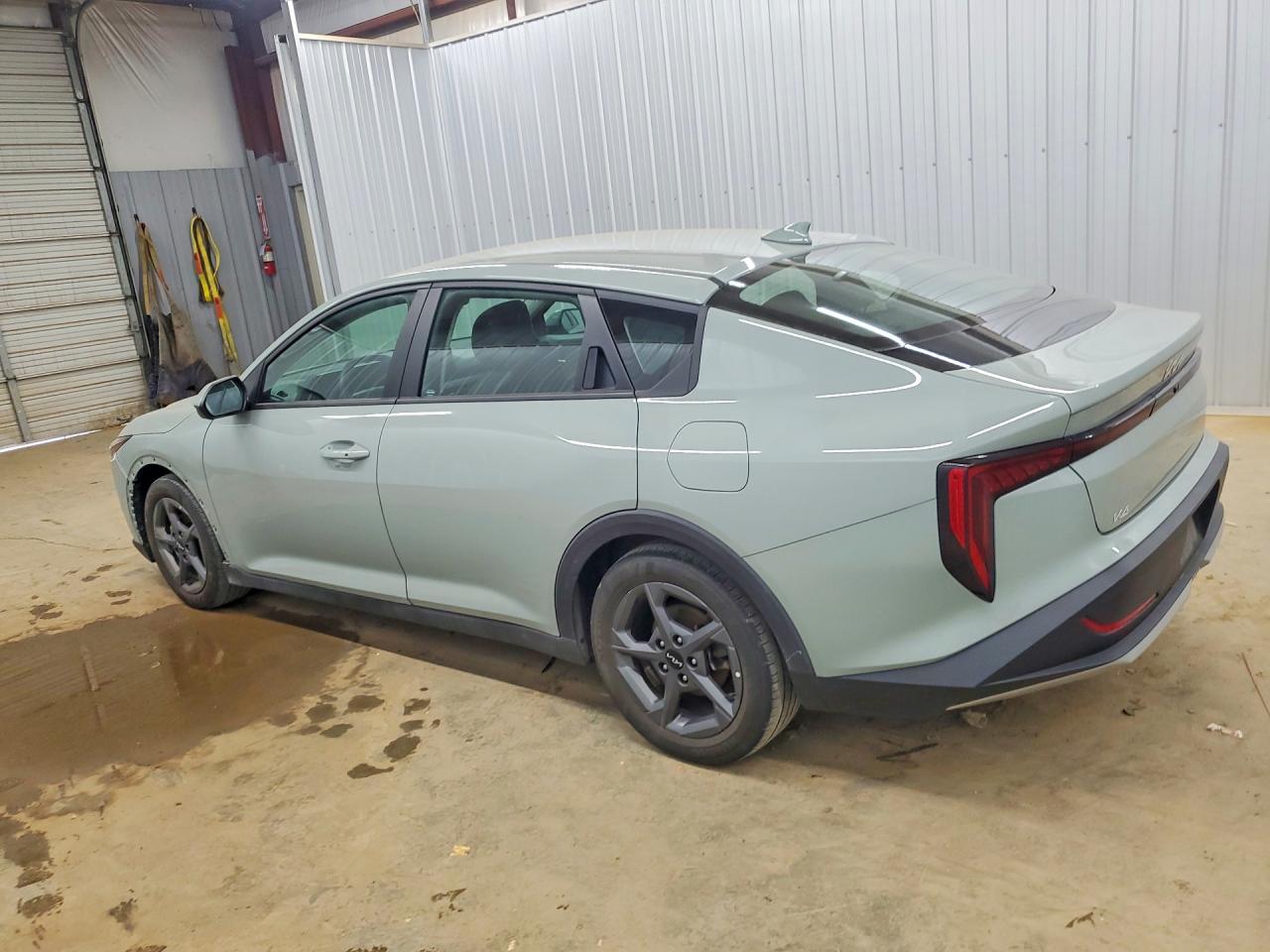 2025 KIA K4 LXS — снимка 2