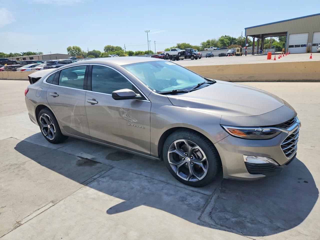 2023 CHEVROLET MALIBU LT — снимка 4