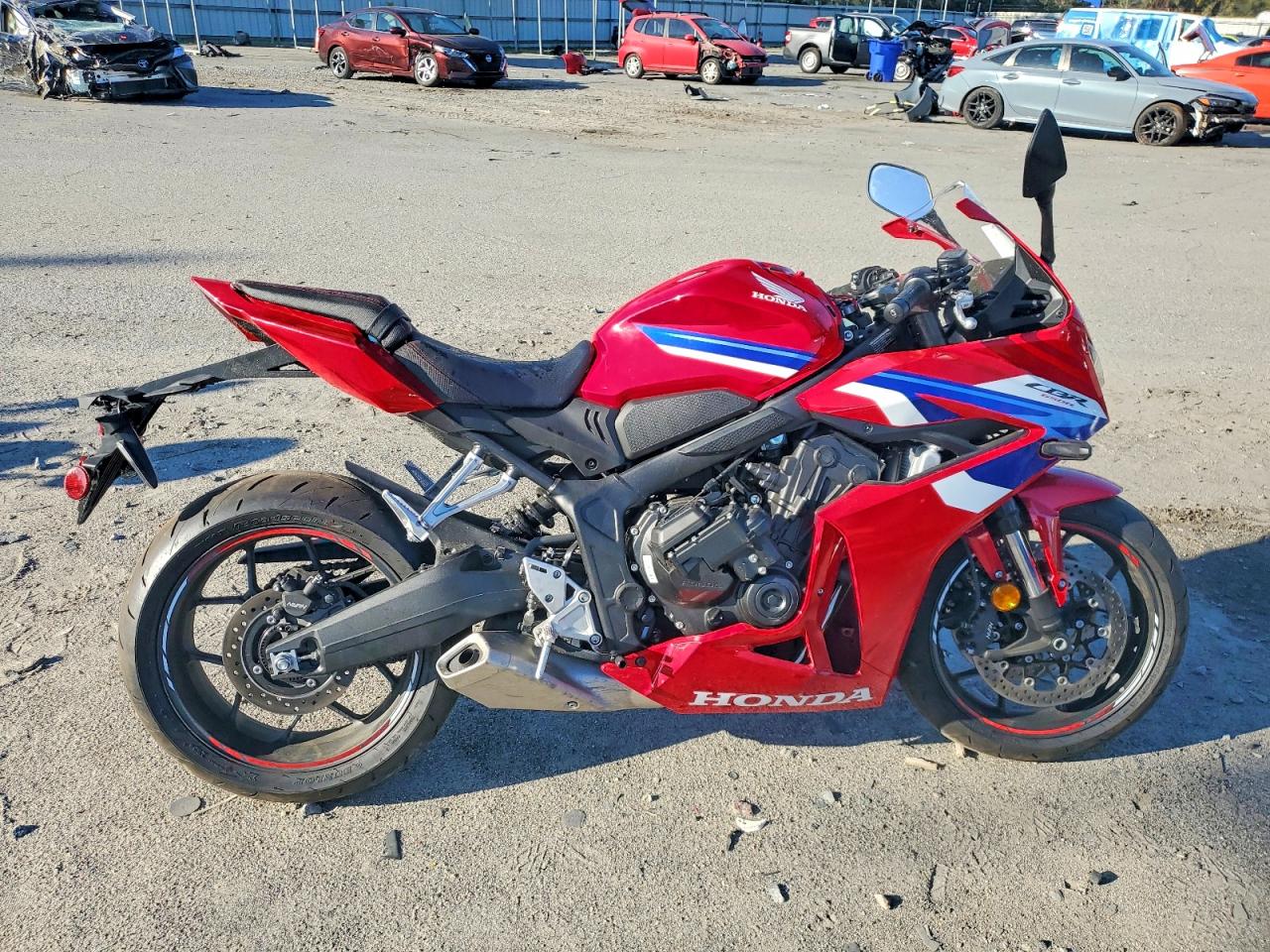 2026 HONDA CBR650 R
