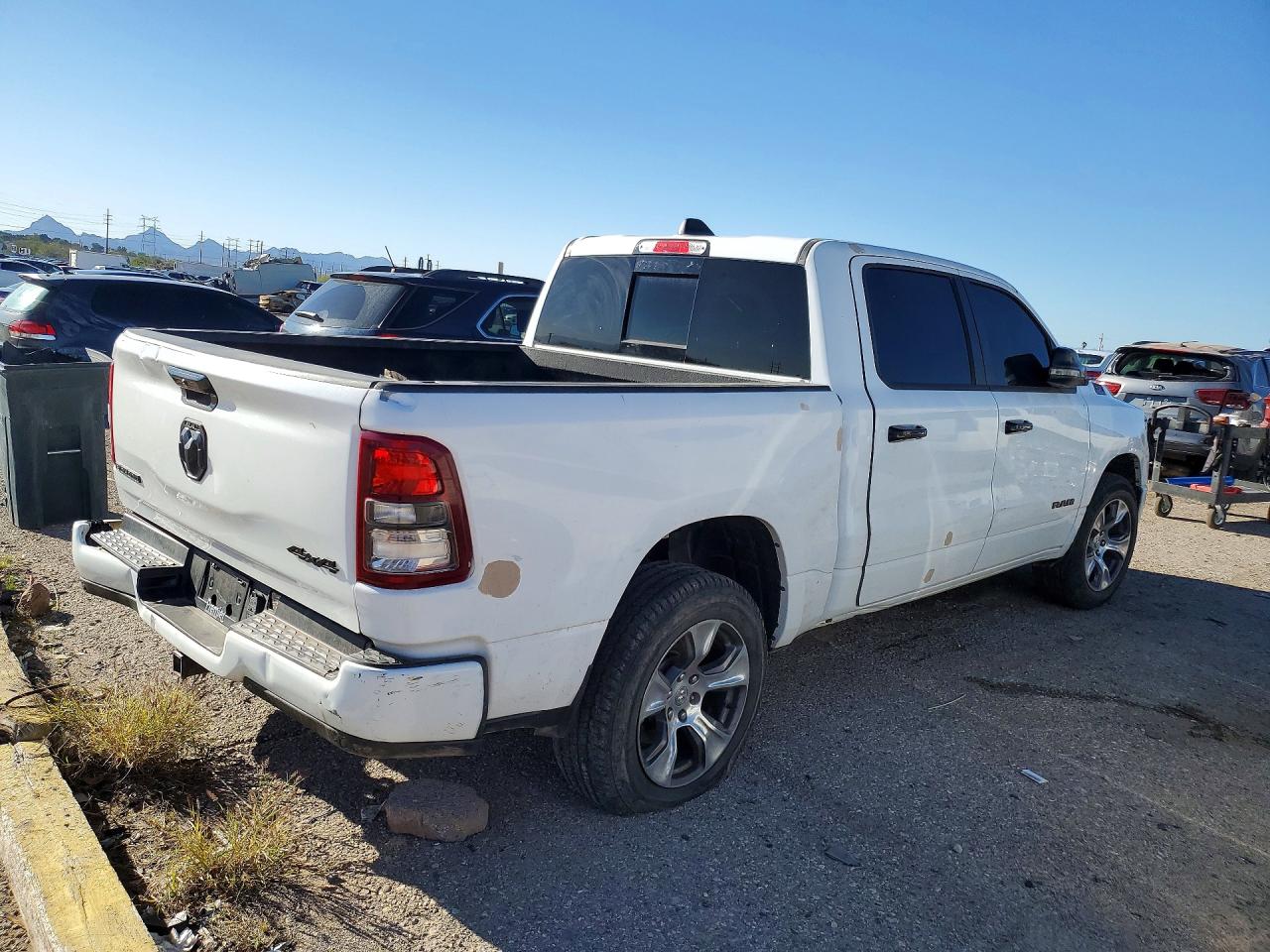 2023 RAM 1500 BIG HORN — снимка 3