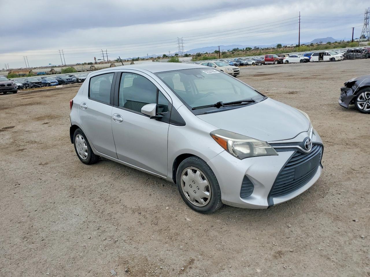 2017 TOYOTA YARIS 5-DOOR L FLEET — снимка 4