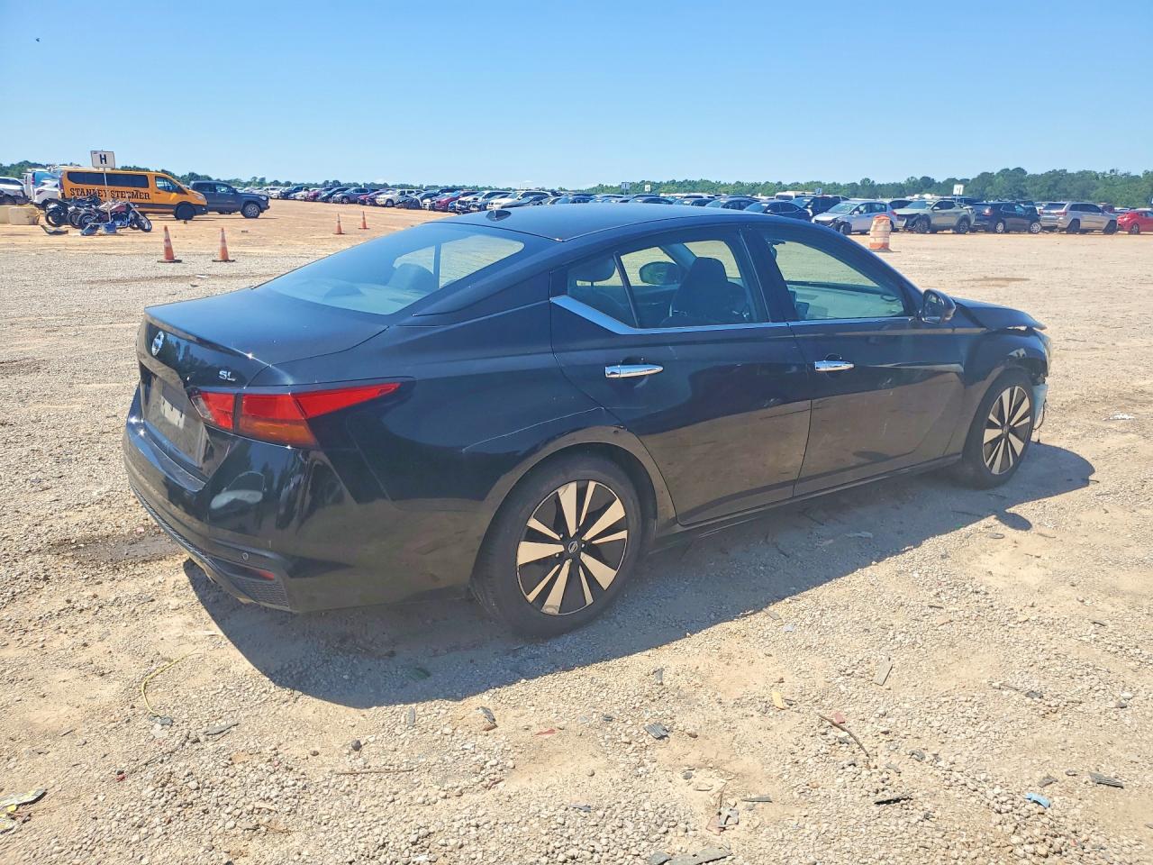 2019 NISSAN ALTIMA SL — снимка 3