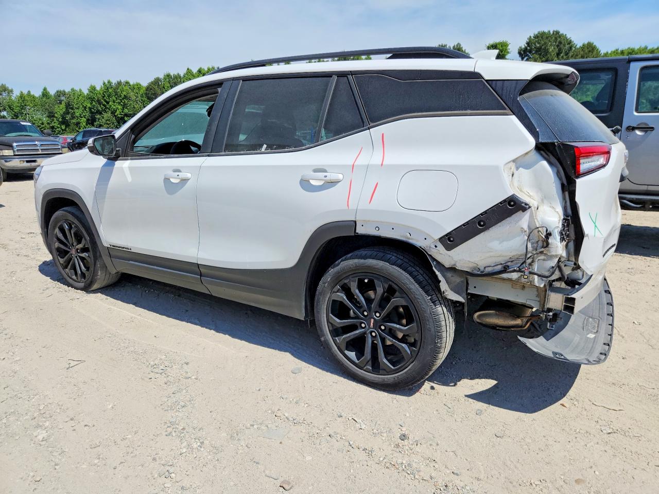 2022 GMC TERRAIN SLE — снимка 2