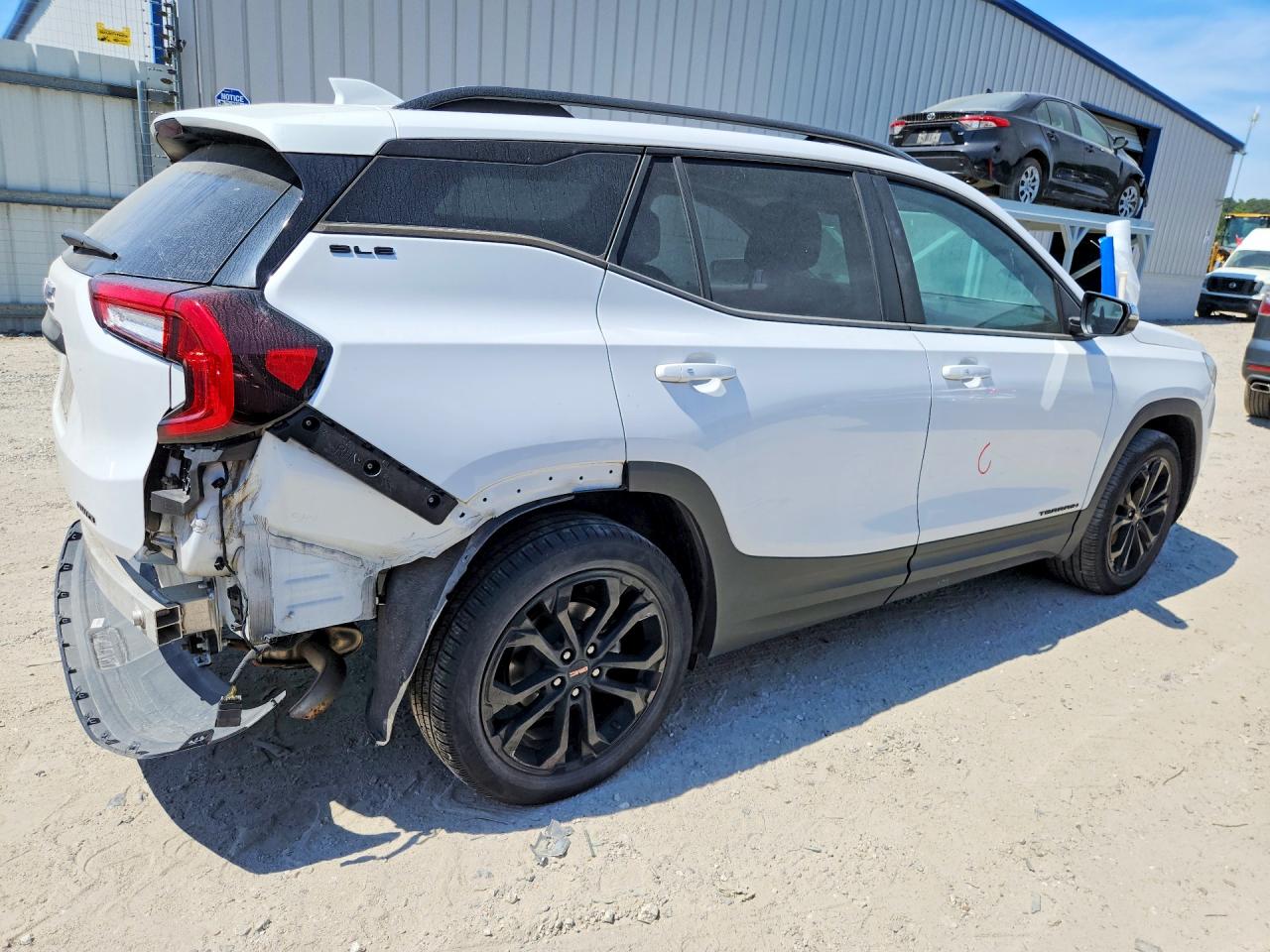 2022 GMC TERRAIN SLE — снимка 3