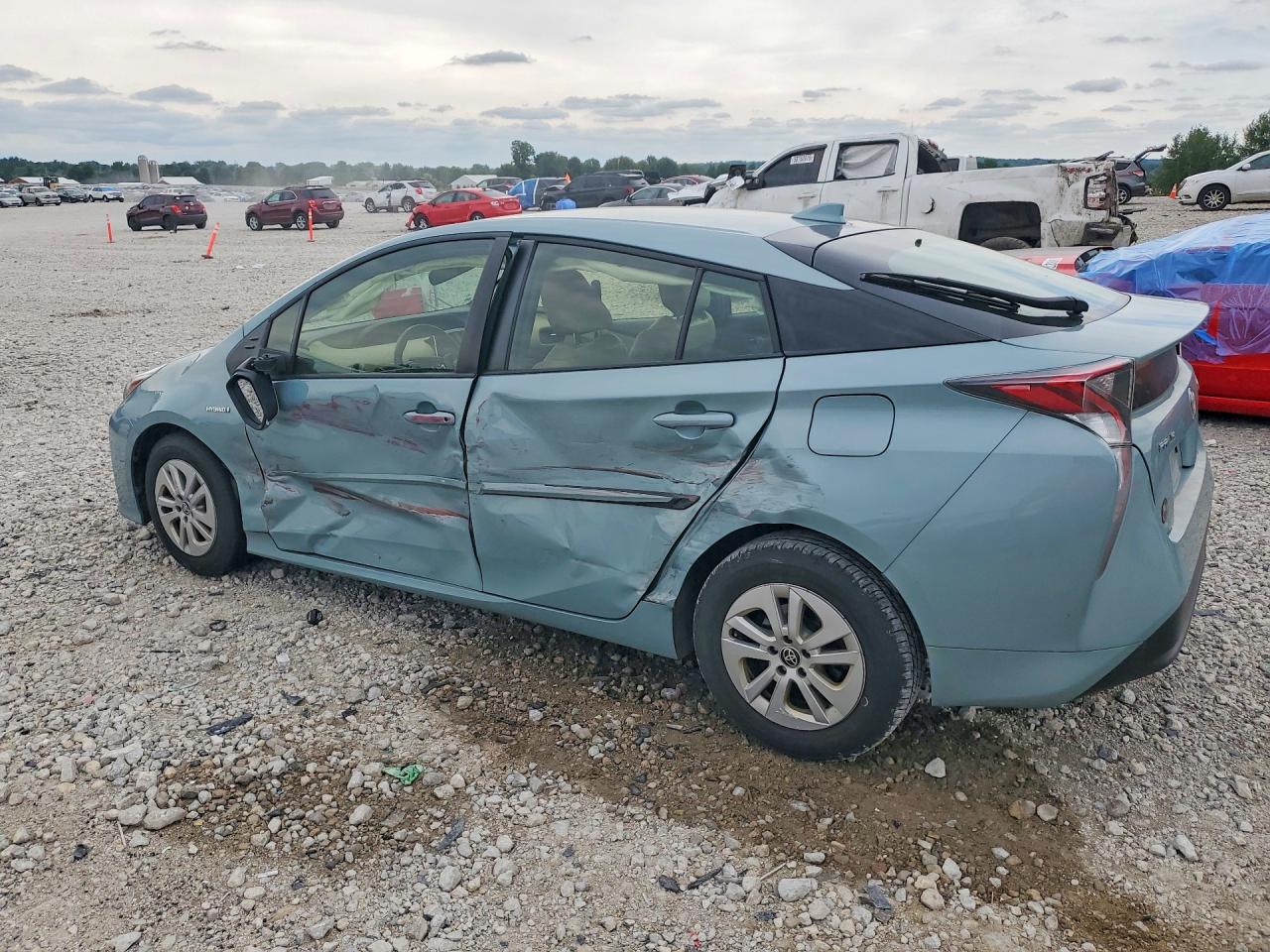 2016 TOYOTA PRIUS TWO — снимка 2
