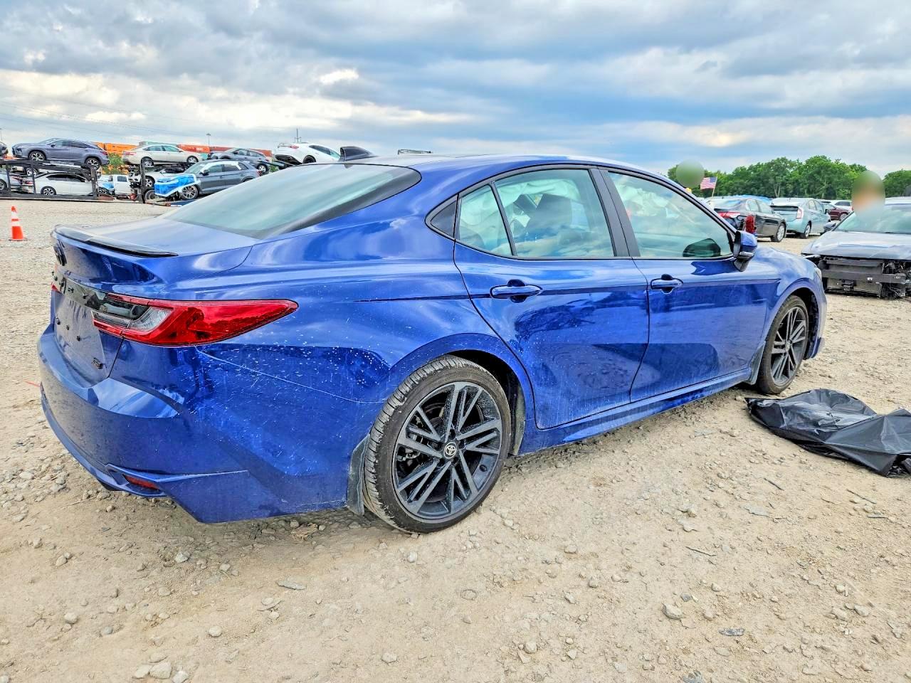 2026 TOYOTA CAMRY XSE — снимка 3