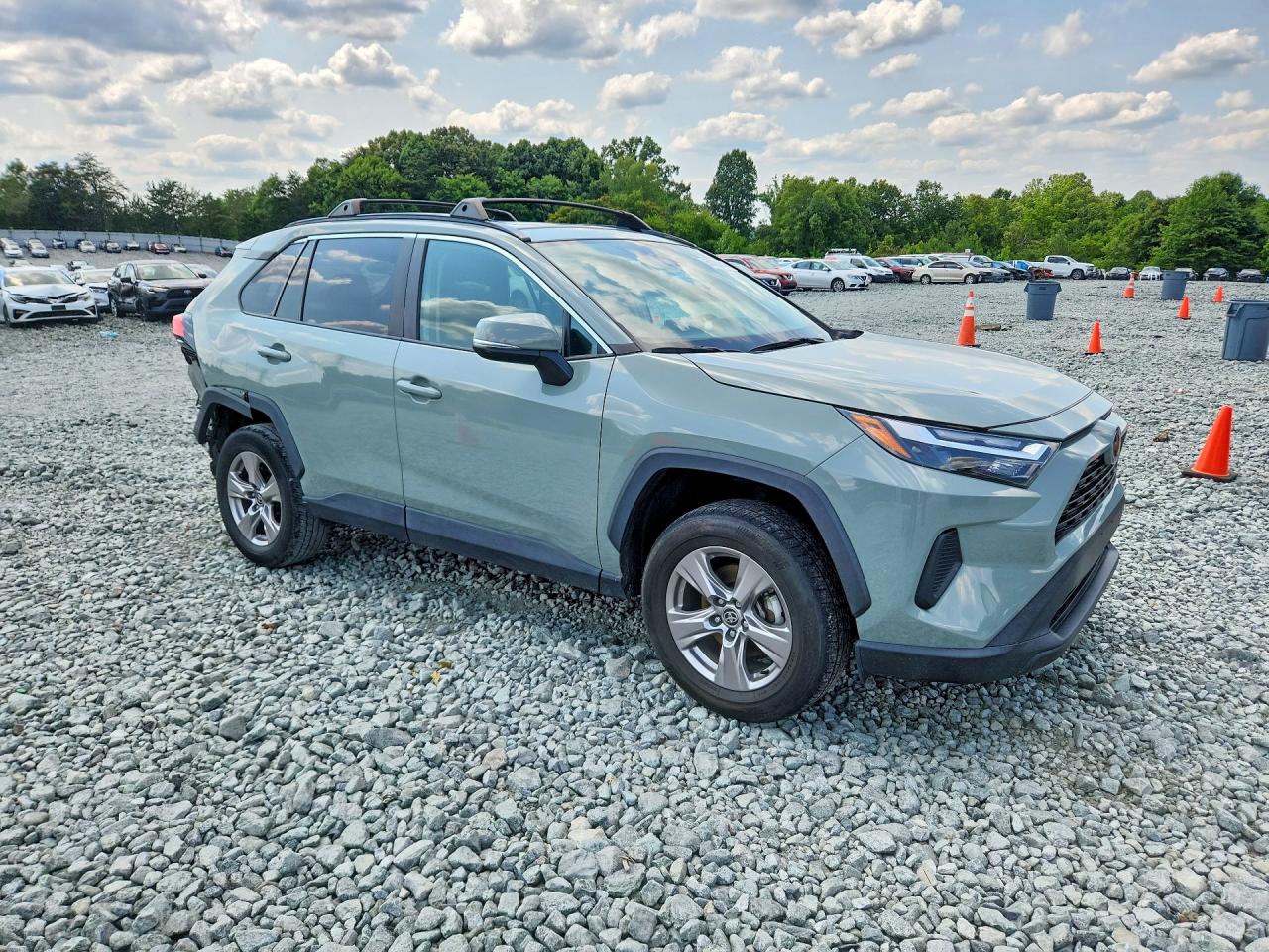2023 TOYOTA RAV4 XLE — снимка 4