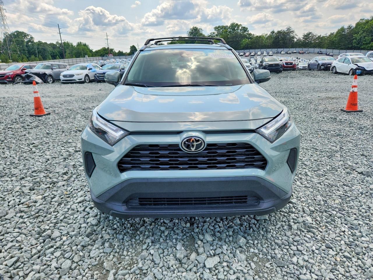 2023 TOYOTA RAV4 XLE — снимка 5