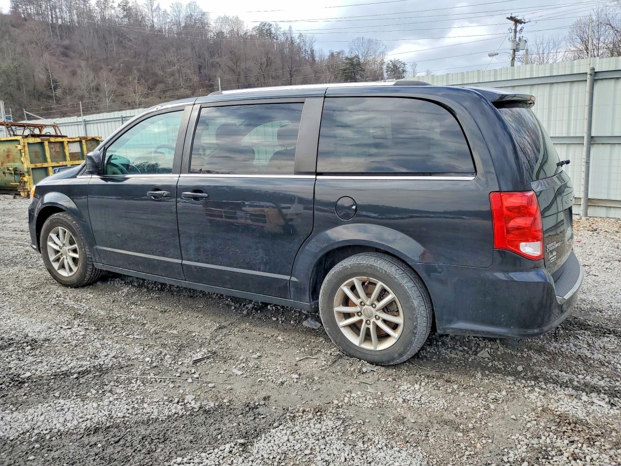 2019 DODGE GRAND CARAVAN SXT — снимка 2
