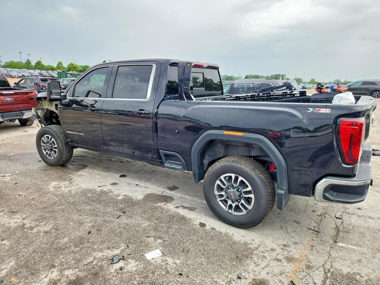 2023 GMC SIERRA K2500 SLE — снимка 2
