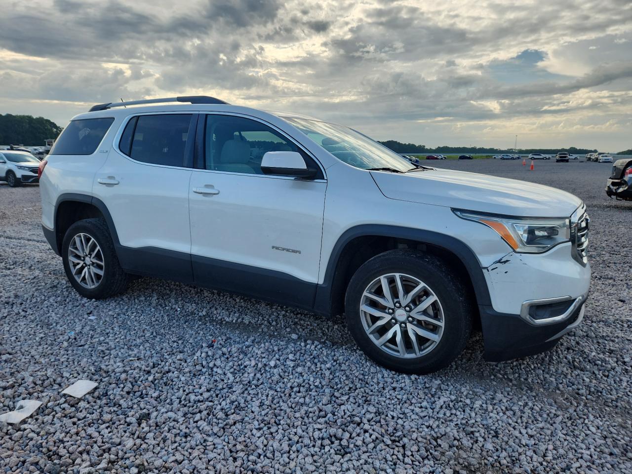 2017 GMC ACADIA SLE — снимка 4