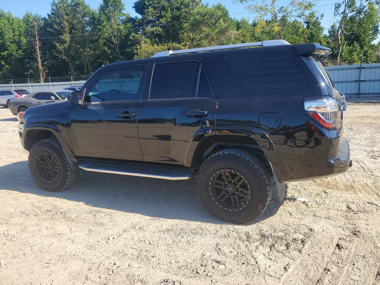 2015 TOYOTA 4RUNNER SR5 — снимка 2