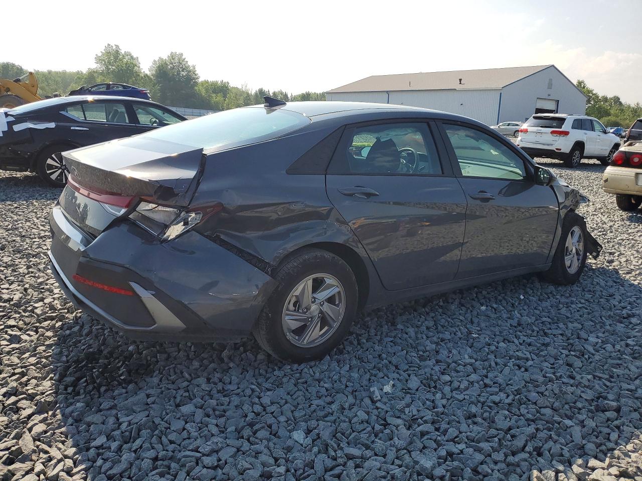 2026 HYUNDAI ELANTRA SE — снимка 3