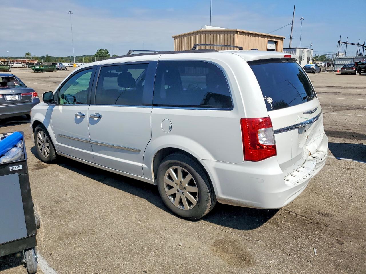 2016 CHRYSLER TOWN & COUNTRY TOURING — снимка 2