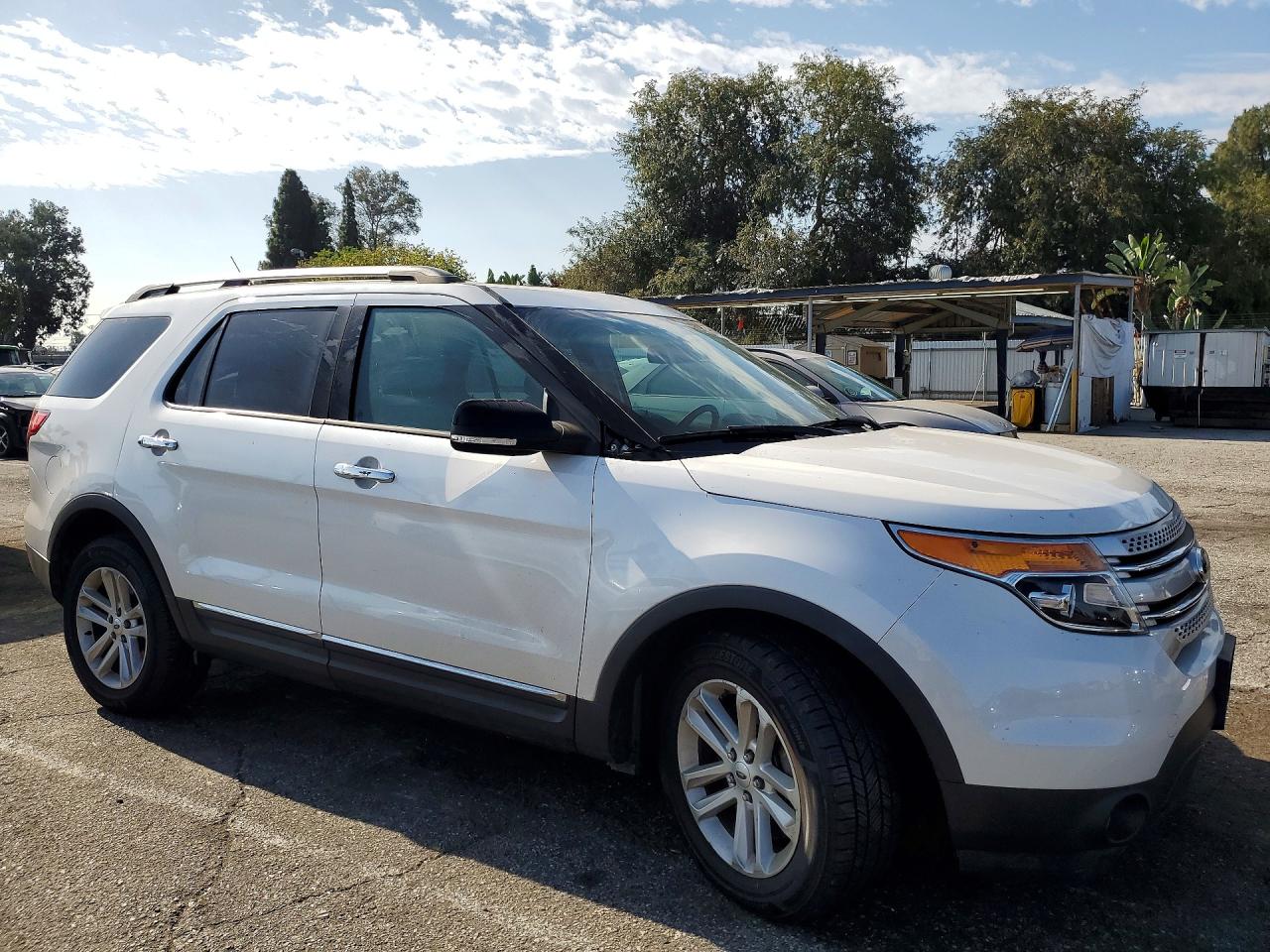 2015 FORD EXPLORER XLT — снимка 4