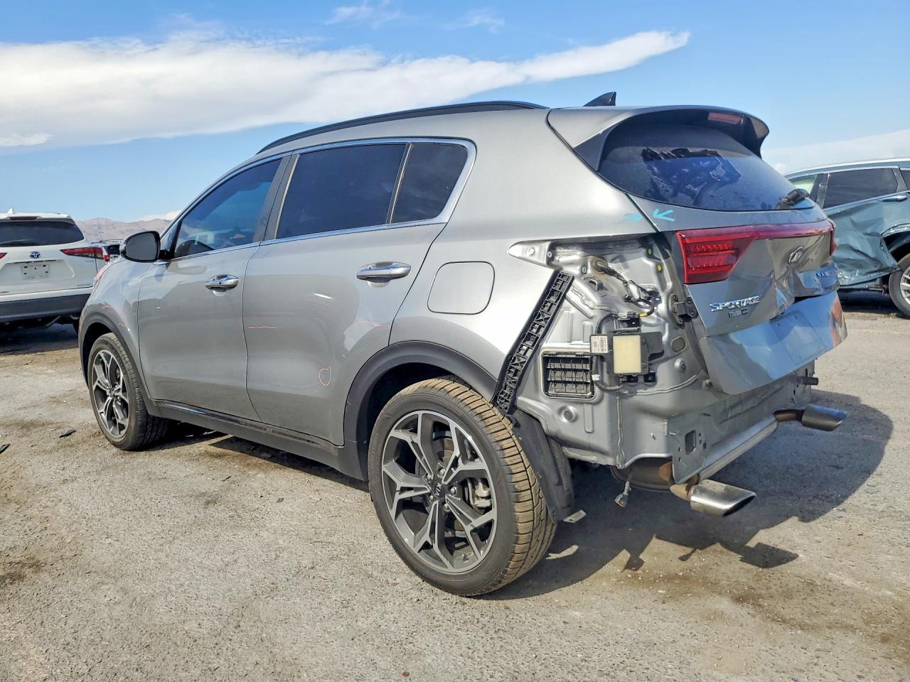 2022 KIA SPORTAGE SX — снимка 2
