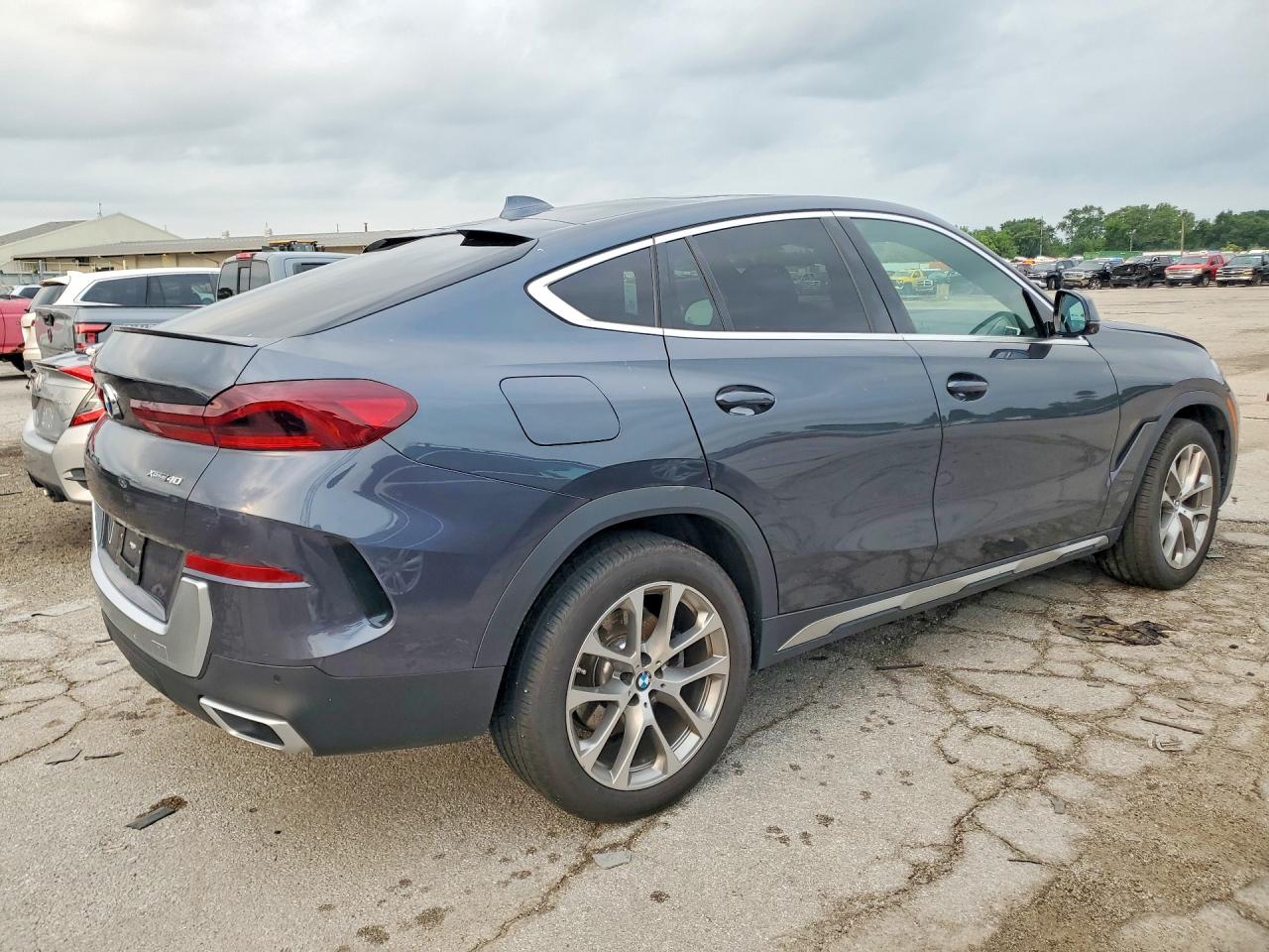 2022 BMW X6 XDRIVE40I — снимка 3