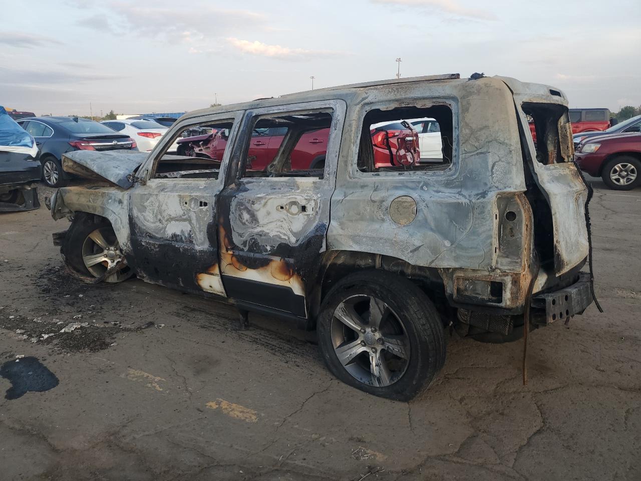 2017 JEEP PATRIOT LATITUDE — снимка 2