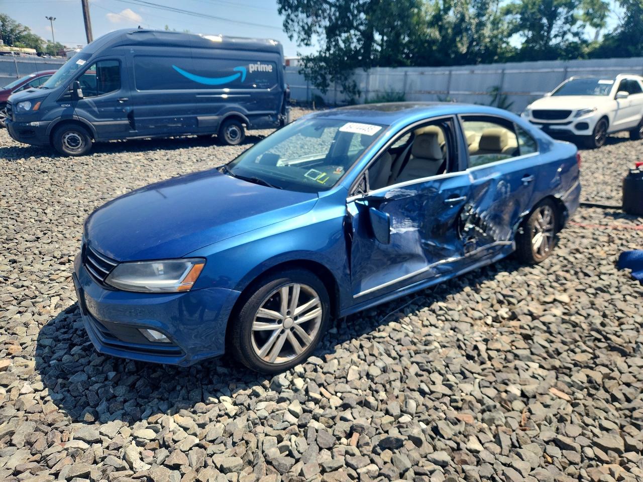 2017 VOLKSWAGEN JETTA SEL