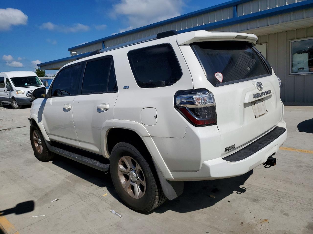 2019 TOYOTA 4RUNNER SR5 — снимка 2