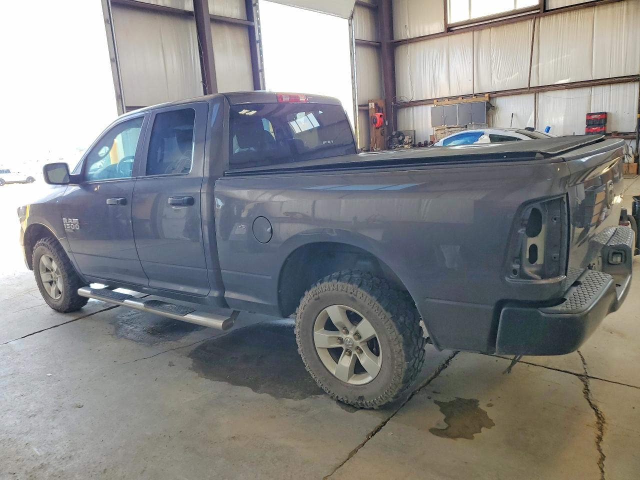 2019 RAM 1500 CLASSIC TRADESMAN — снимка 2