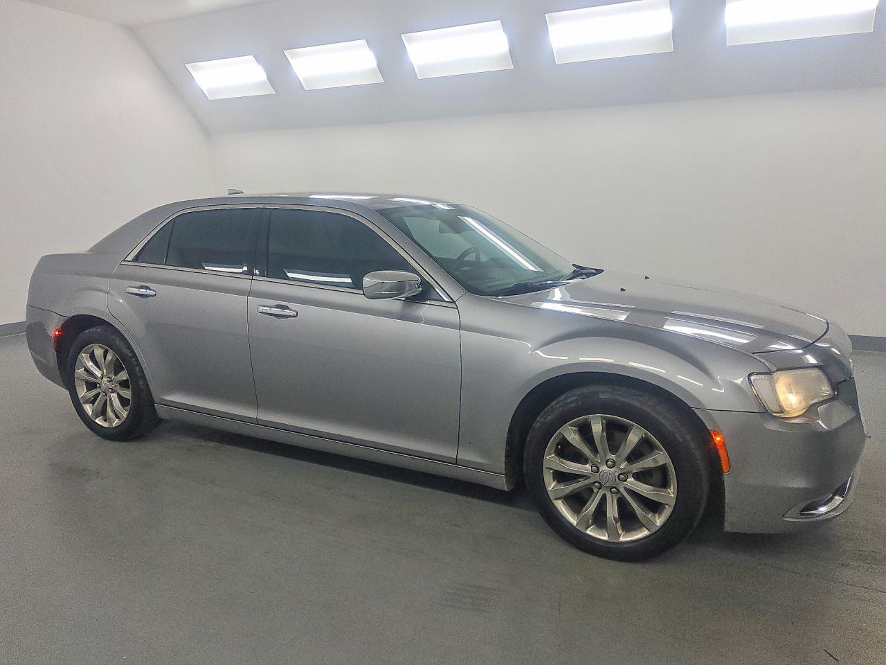 2018 CHRYSLER 300 LIMITED — снимка 4