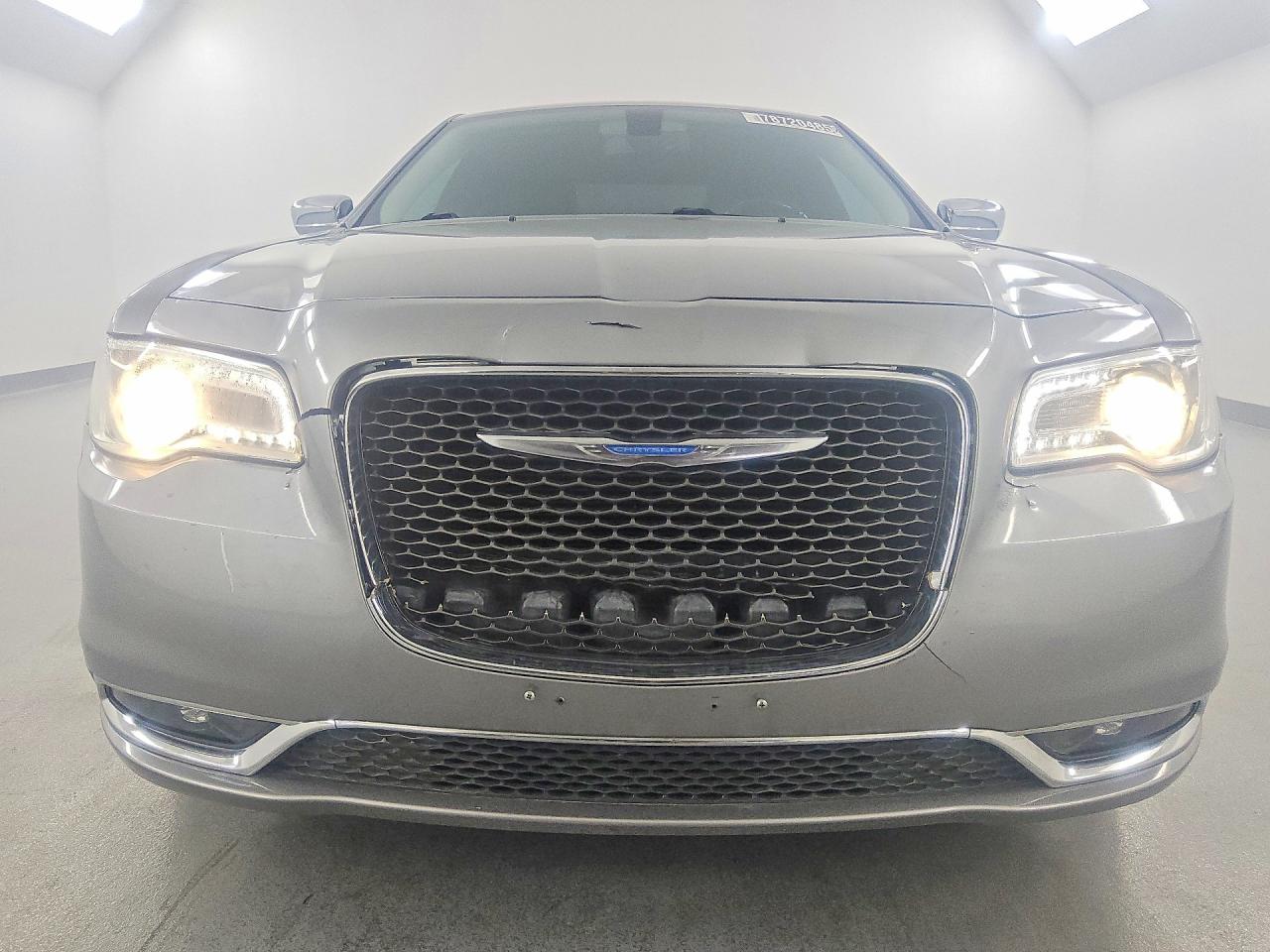 2018 CHRYSLER 300 LIMITED — снимка 5