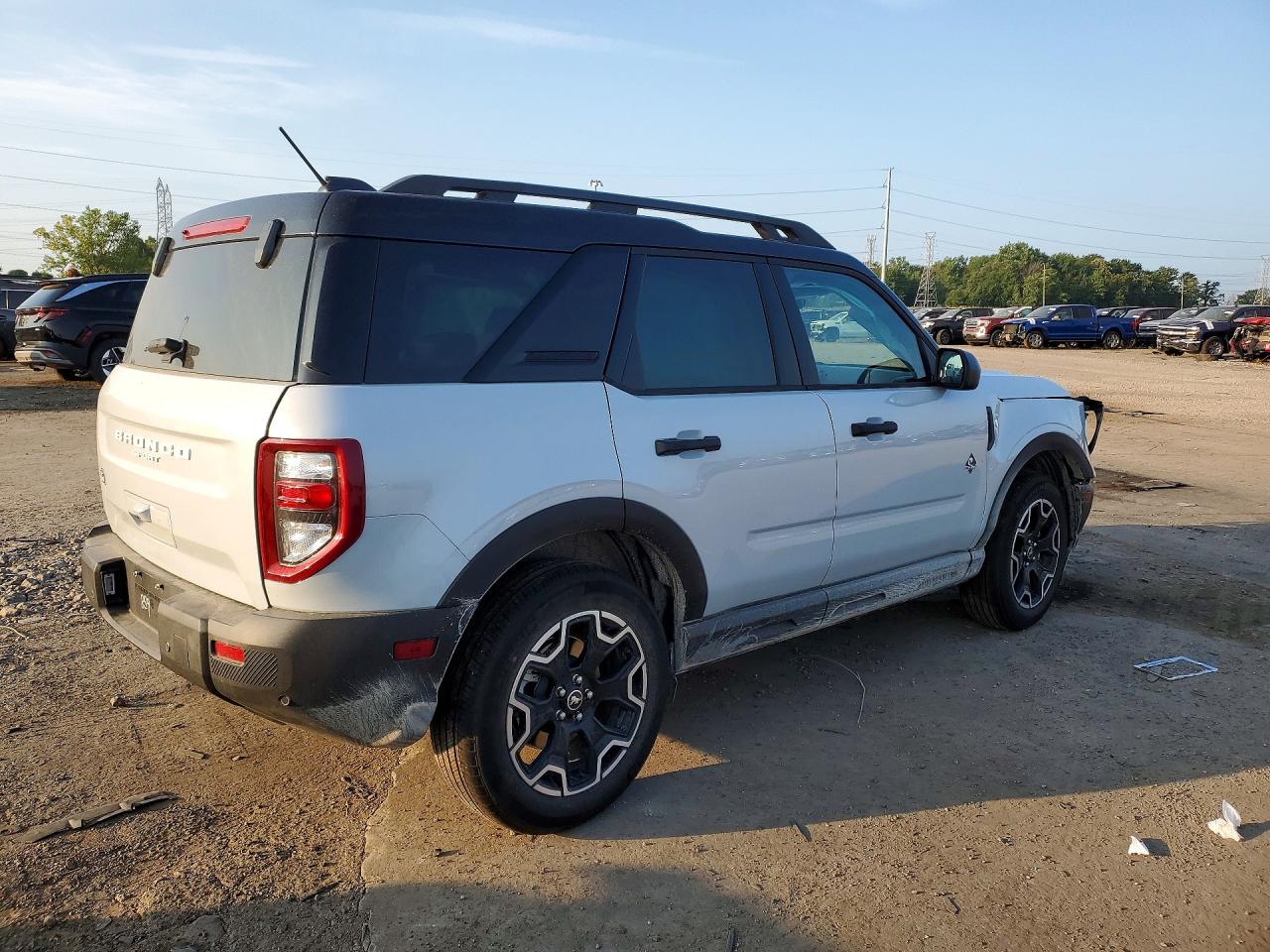 2026 FORD BRONCO SPORT OUTER BANKS — снимка 3