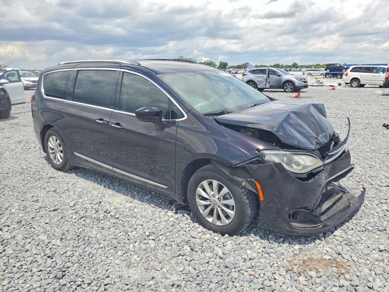 2018 CHRYSLER PACIFICA TOURING L — снимка 4