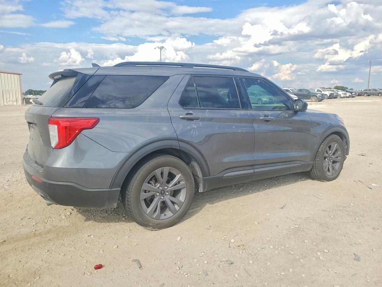 2022 FORD EXPLORER XLT — снимка 3