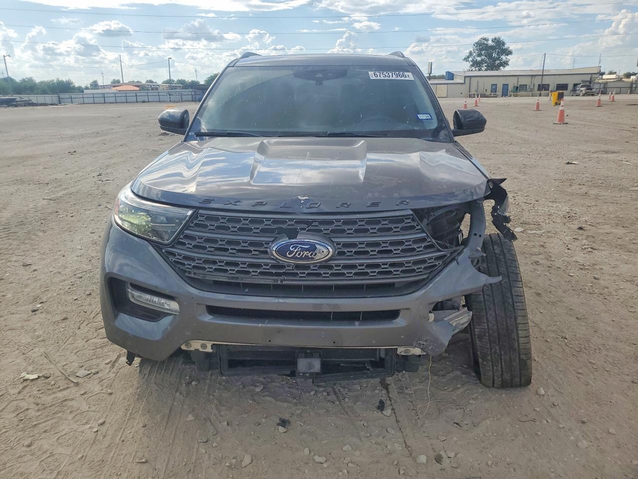 2022 FORD EXPLORER XLT — снимка 5