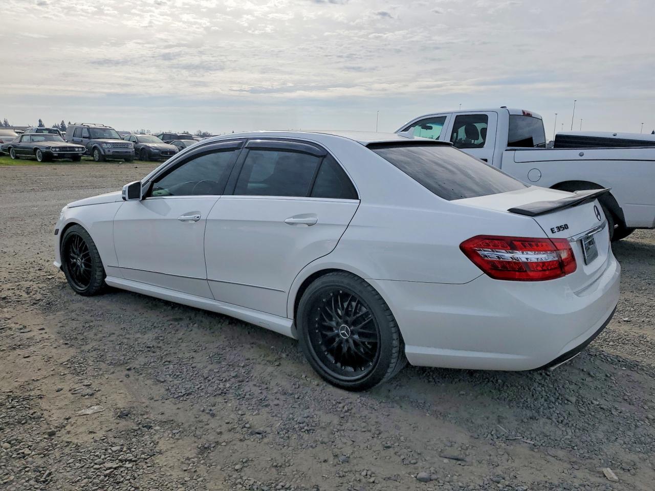 2013 MERCEDES-BENZ E 350 — снимка 2