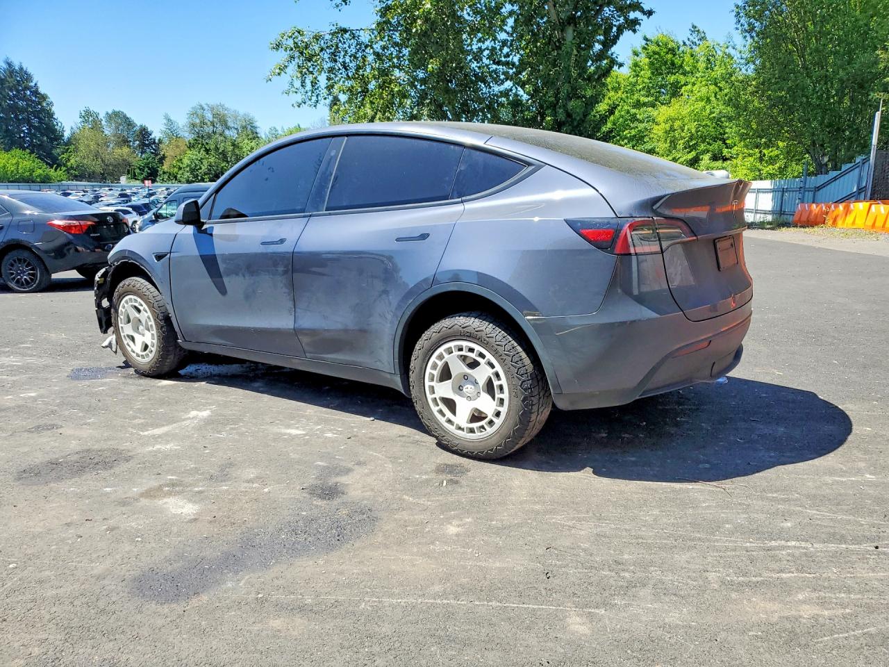 2023 TESLA MODEL Y — снимка 2