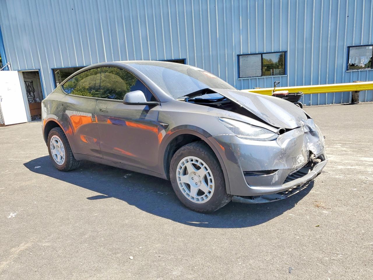 2023 TESLA MODEL Y — снимка 4