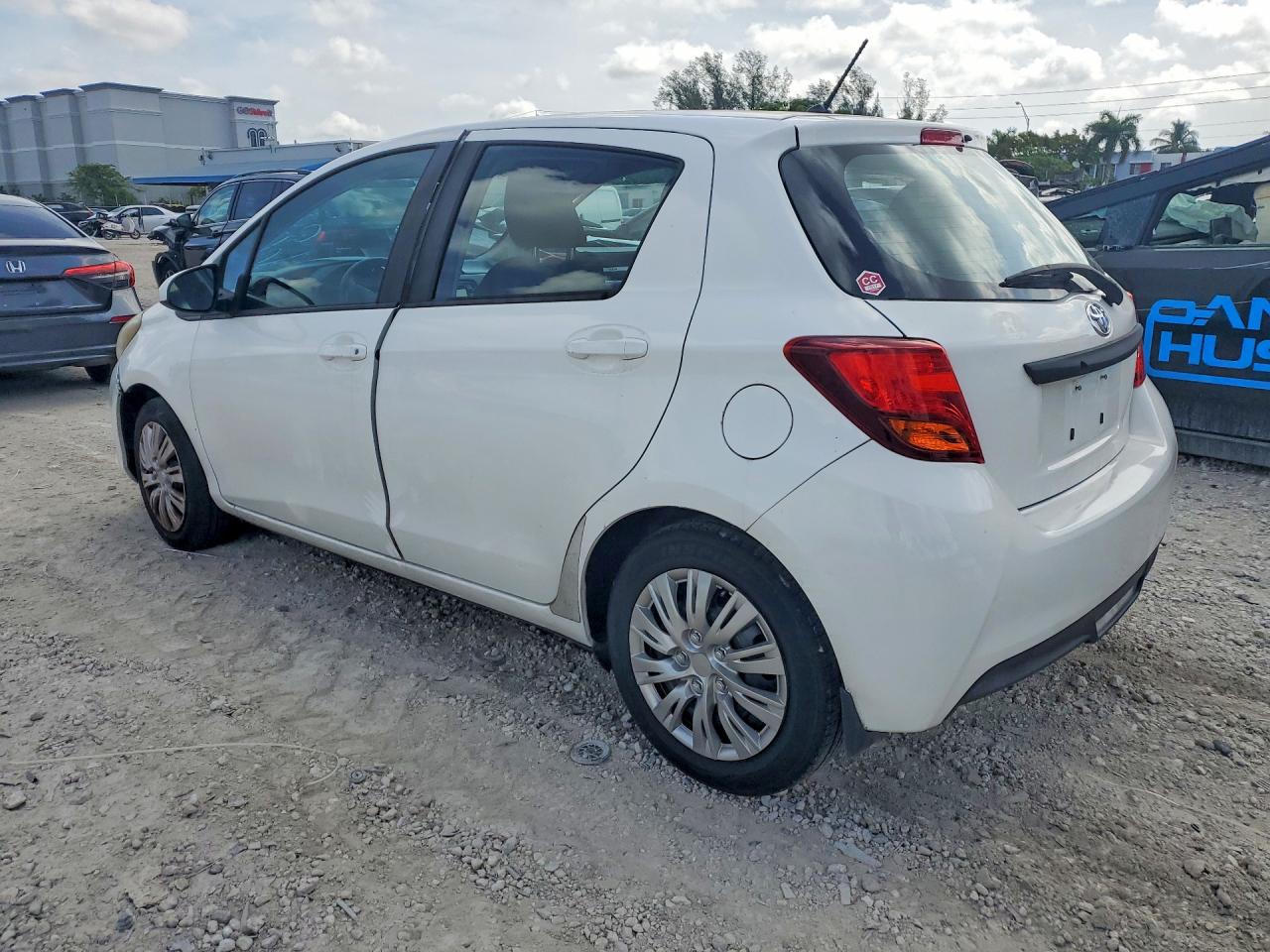 2016 TOYOTA YARIS 5-DOOR L — снимка 2